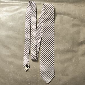 Elegant White and Brown Patterned Tie